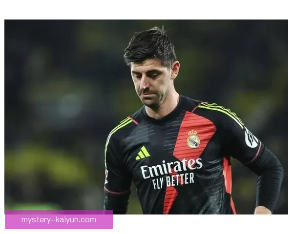 库尔图瓦33岁职业展望：状态回暖，备受关注的门将未来发展分析