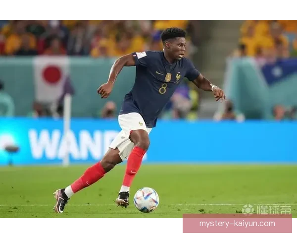 楚阿梅尼展现中场屏障作用，状态稳健为球队保驾护航